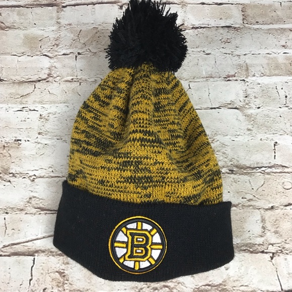 NHL Accessories - Boston Bruins Hockey Pom Pom NHL Beanie winter Hat